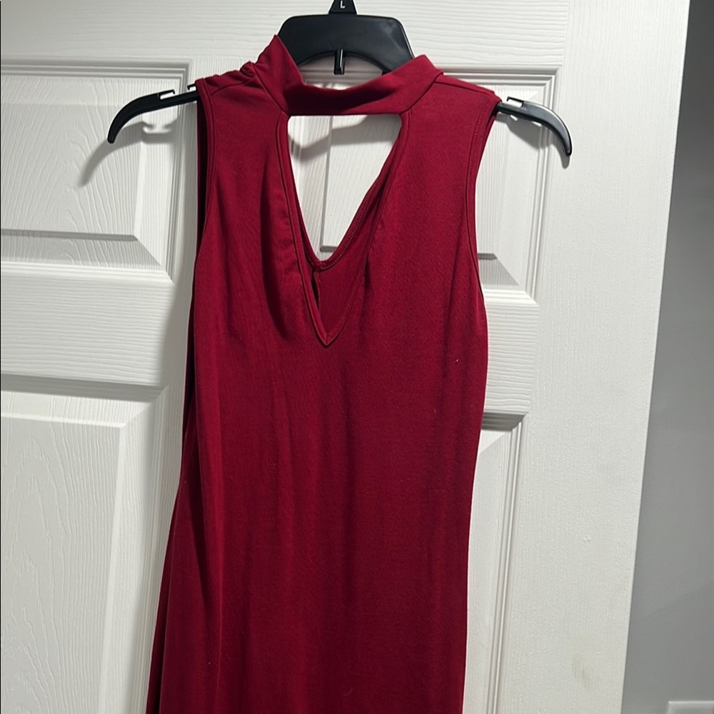 Elegant Red Sleeveless Dress